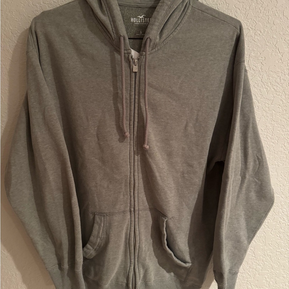 Hollister Women’s Zip-Up Gray Sweater
